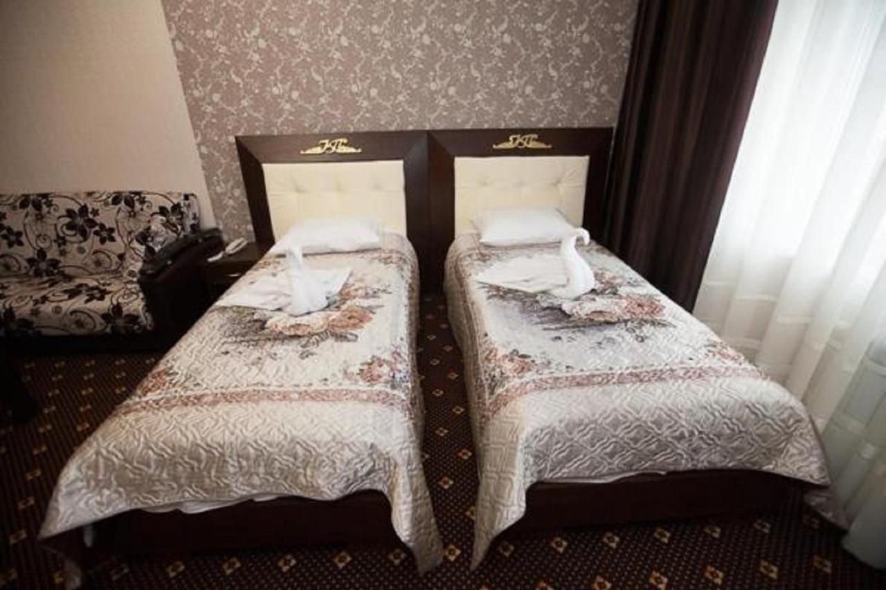 Crystal Palace Hotel Tver Ngoại thất bức ảnh