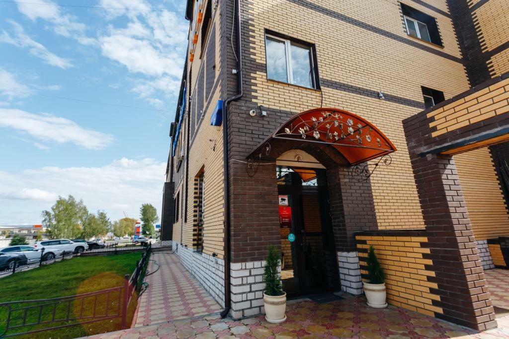 Crystal Palace Hotel Tver Ngoại thất bức ảnh